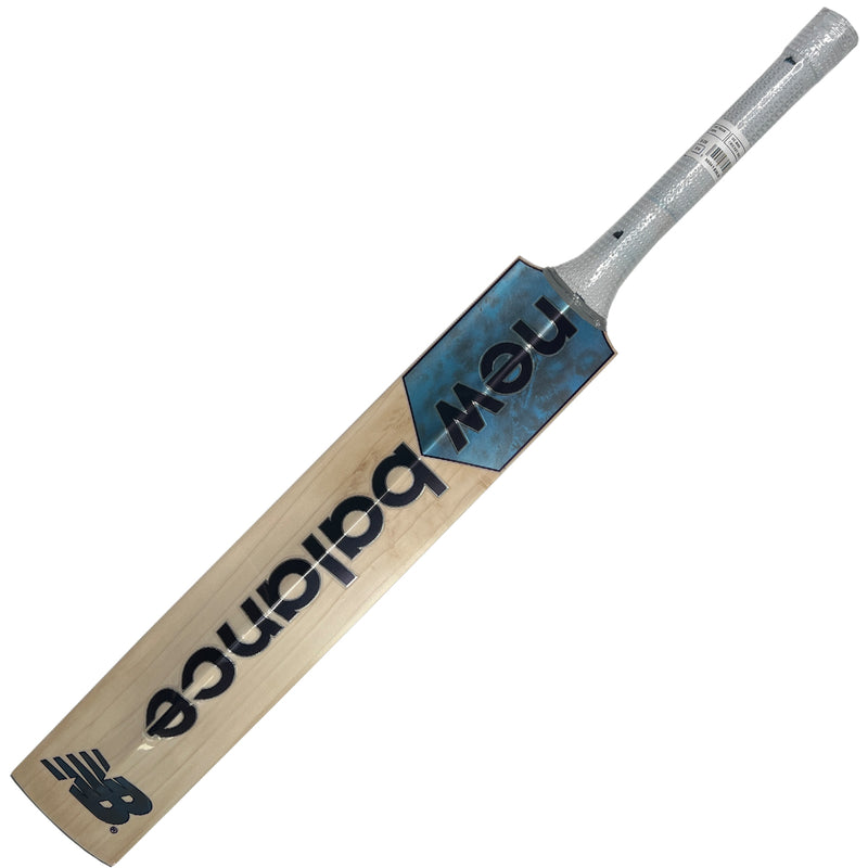 New Balance DC 880 Cricket Bat - 2024