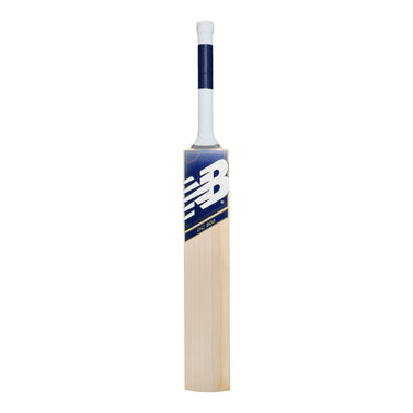New Balance DC 800 Cricket Bat - 2026